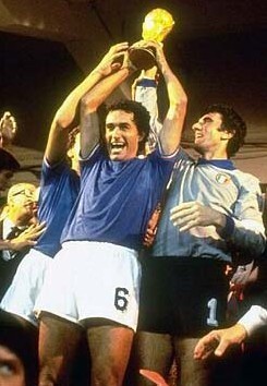 他都保持着 他都保持着