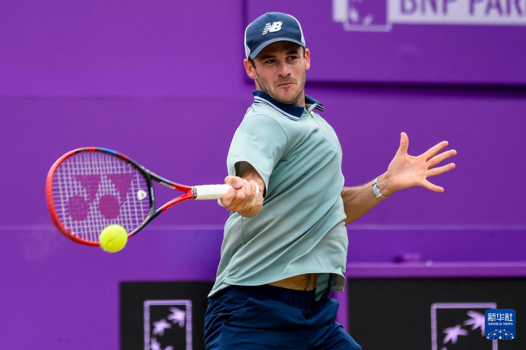 位的不满 位的不满