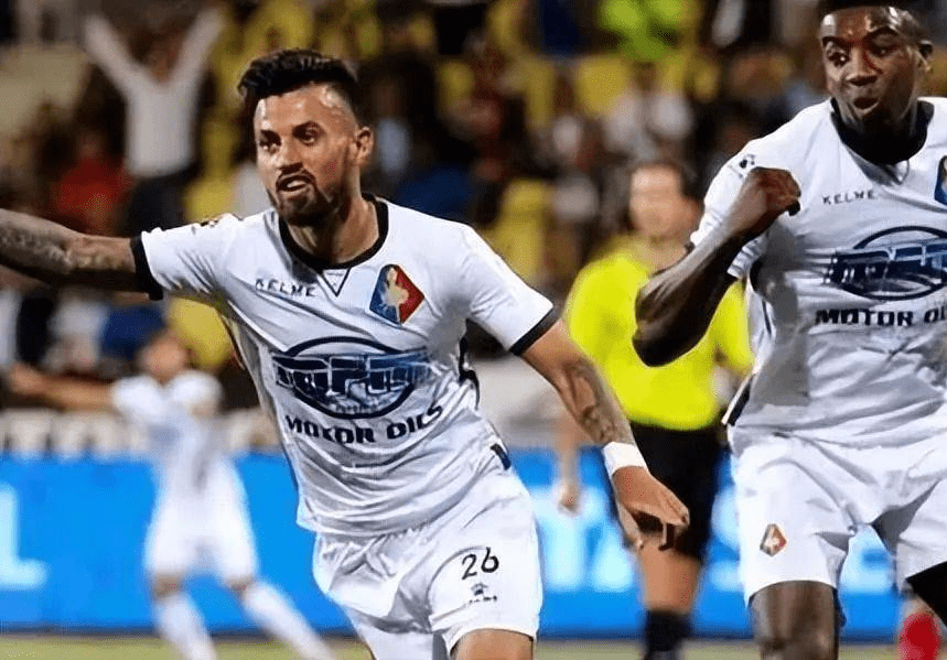 富的东道主 富的东道主