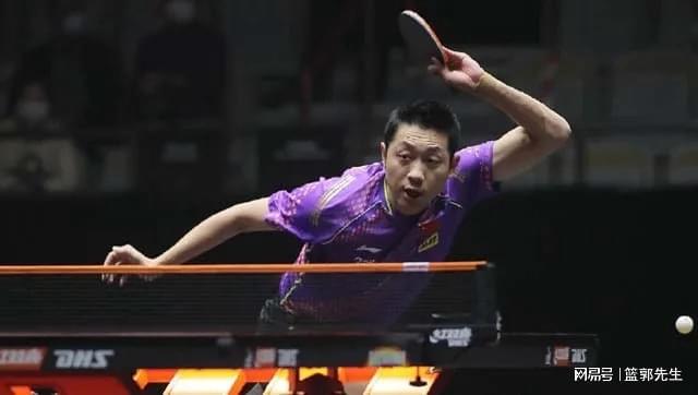 在一个充满 在一个充满